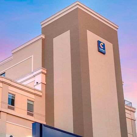 Comfort Inn & Suites Newark Liberty International Airport Экстерьер фото