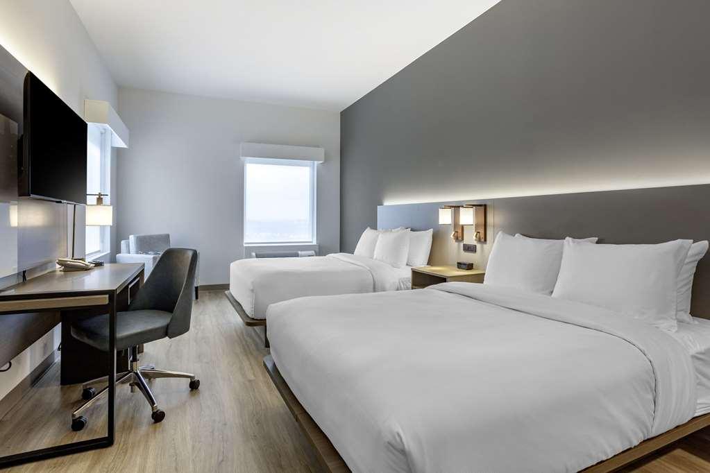 Comfort Inn & Suites Newark Liberty International Airport Номер фото