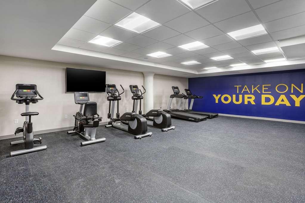 Comfort Inn & Suites Newark Liberty International Airport Удобства фото