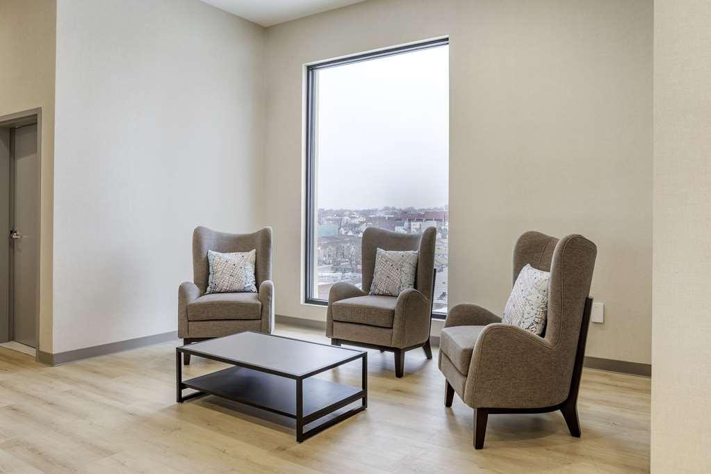 Comfort Inn & Suites Newark Liberty International Airport Ресторан фото